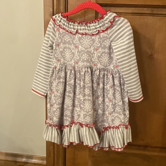 Girls Christmas dress 2t - Picture 4 of 5